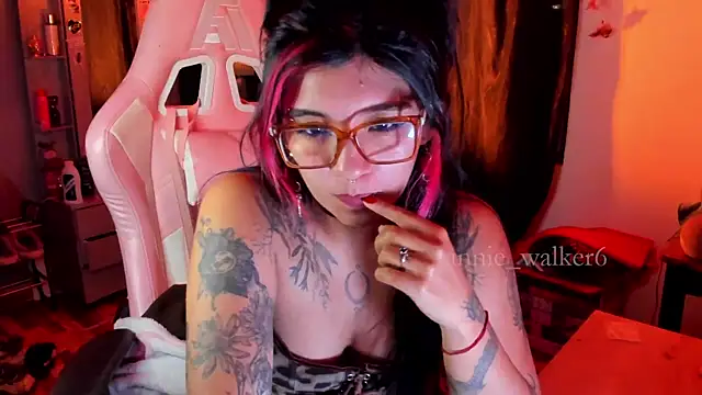 annie_walker6's Live XXX Chat