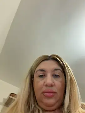 TheeaBlanco Adlı Modelin Canlı XXX Sohbeti