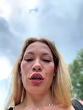 Chat XXX en directo de LavenderHot