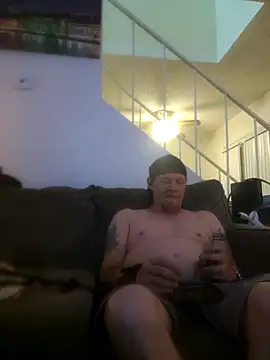 yourMasterisBored Chat XXX in diretta