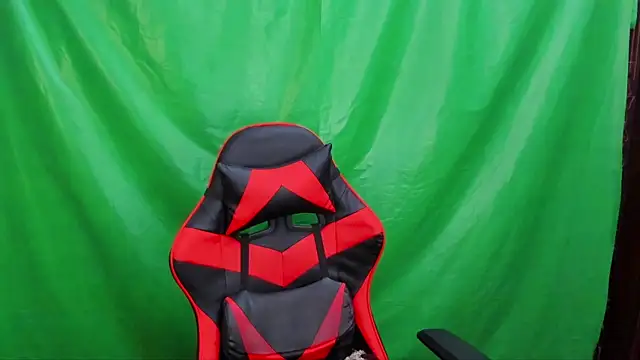 Justin_time111 – Naživo XXX chat