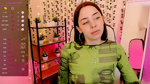 Chat XXX ao vivo de CharliGrace_
