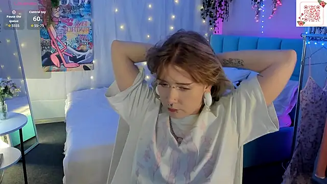 Chat +18 de Elira_Vane ao vivo