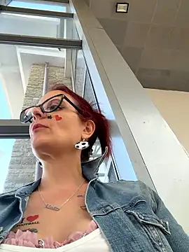 NataKitten Chat XXX in diretta
