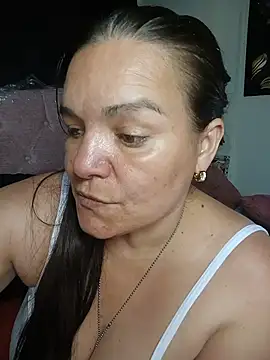 Zuleyka_69のライブXXXチャット