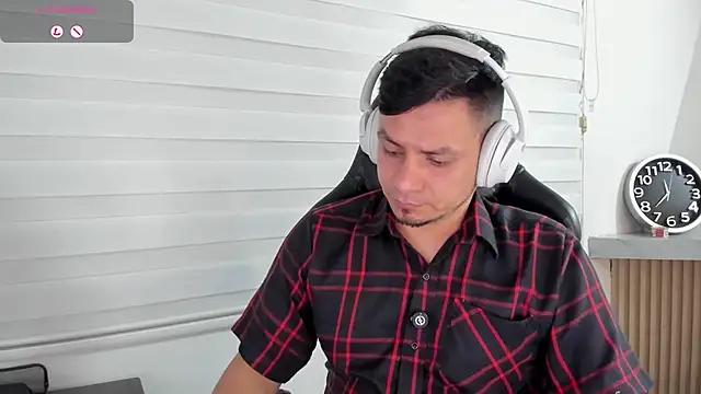 Chat XXX ao vivo de Rick_Adams