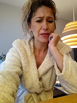 Chat XXX en directo de CelynaRoss