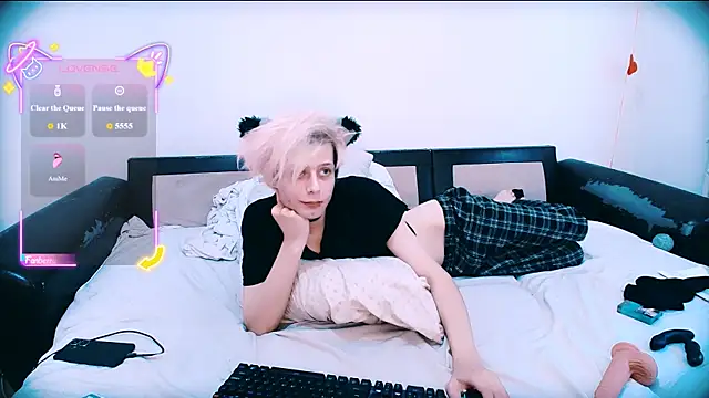 Littlepinkcat live XXX chat