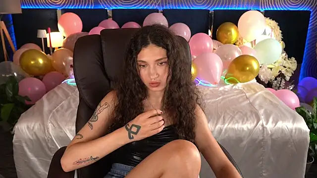 צ'אט XXX בשידור חי של BabyFlowerr