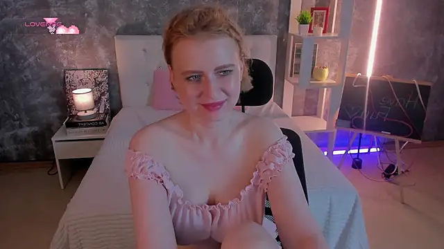 Shiny_Liss Chat XXX in diretta