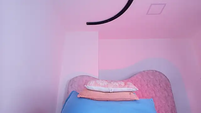 naomi_kyse Live XXX Chat