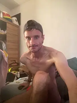 Show modela pervshon na web-kameri