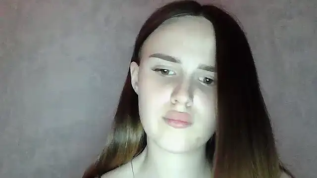 Chat XXX ao vivo de SweetLoraa