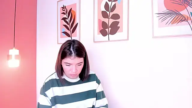 Chat XXX en directo de Zamira_Taylor