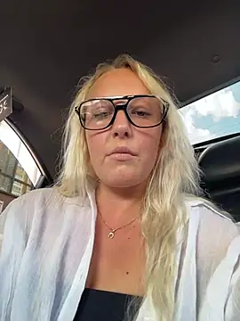 Chat XXX ao vivo de MerlinDave