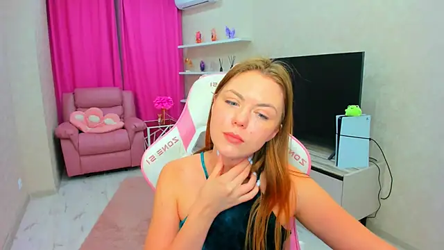 Strawberrye Chat XXX in diretta