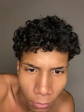 Fabi_Granado – Naživo XXX chat