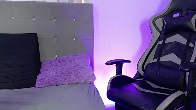 Ivy_Heat's Live XXX Chat