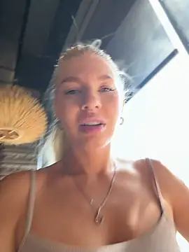 XXX chat uživo modela NewLale