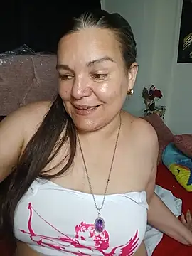 Zuleyka_69 Adlı Modelin Canlı XXX Sohbeti