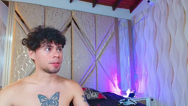 Twinfire_zeus Live XXX-Chat