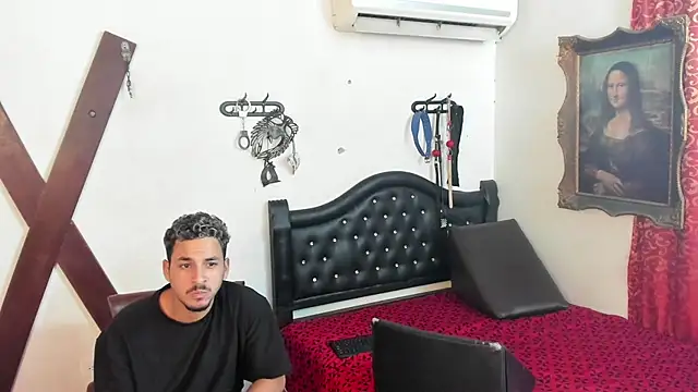 MartinaXBob's Live XXX Chat