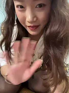 yueyuegirlのライブXXXチャット