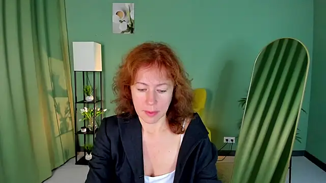 LeticiaRomano Adlı Modelin Canlı XXX Sohbeti