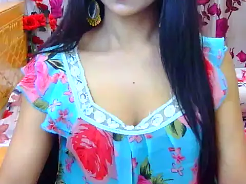 Alina_Nur Chat XXX in diretta