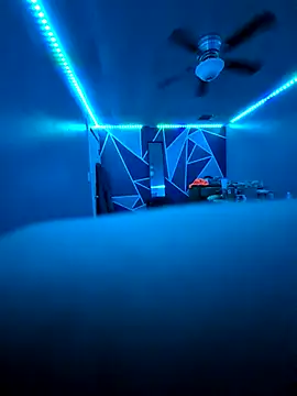 CurosityKilledTheKat Show in webcam