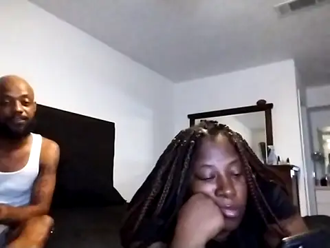 Eboni03 Chat XXX in diretta