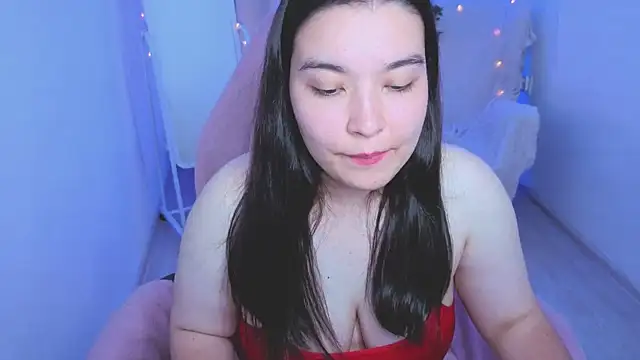 MomoRins Chat XXX in diretta