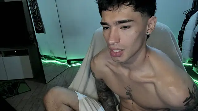 Damon__333 – Naživo XXX chat