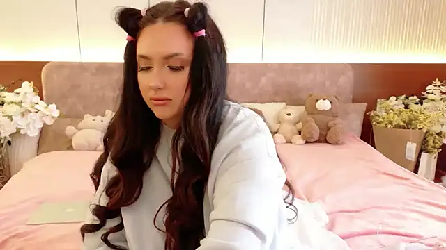 Онлайн чат XXX UR_MADDY_ONLINE