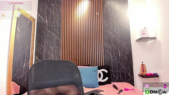 Caroline_daring's Live XXX Chat