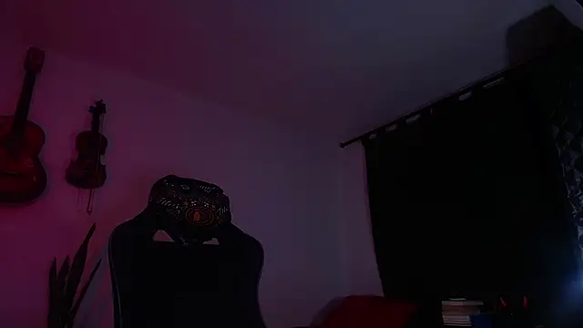 XXX chat uživo modela Ryuk_it