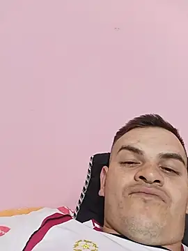 Edwin_Q's Live XXX Chat