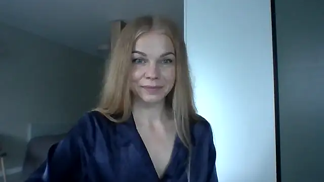 Tina5394 Adlı Modelin Canlı XXX Sohbeti