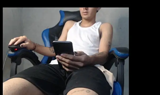 Chat +18 de Garu_hot19 ao vivo