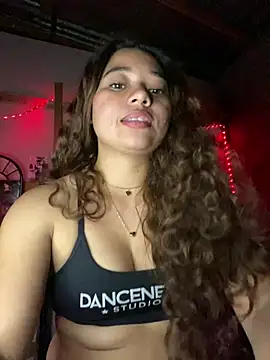 Rico02j Chat XXX in diretta
