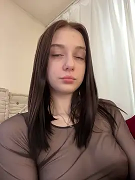 MiraXS' Live XXX Chat