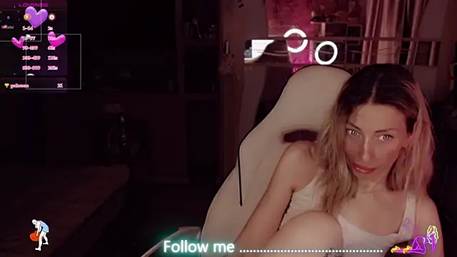 Chatroom XXX en direct de AnnieGOld_