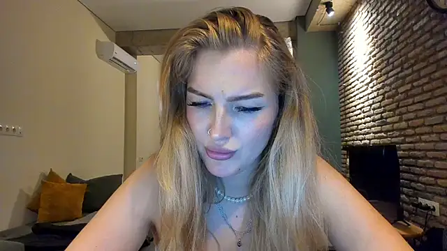 Chatroom XXX en direct de fifteenpoem