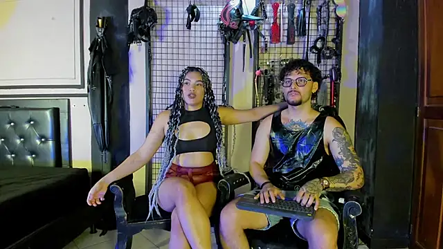 دردشة Twisted_Fantasy الجنسية المباشرة