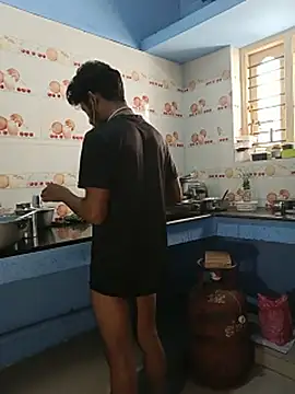 sexy_satheesh Chat XXX in diretta