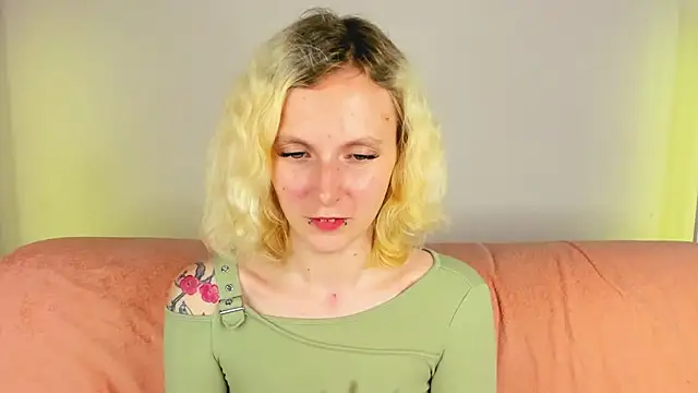 צ'אט XXX בשידור חי של LikiLips