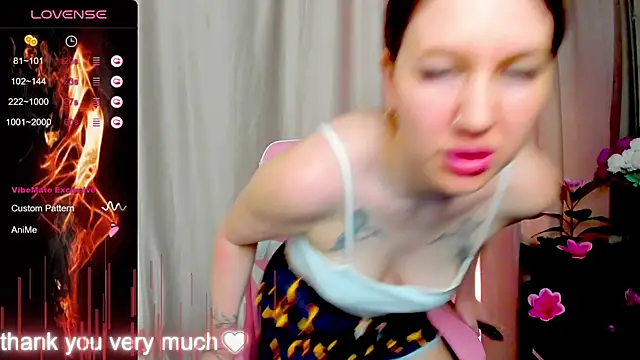 Arya_Curves – Naživo XXX chat