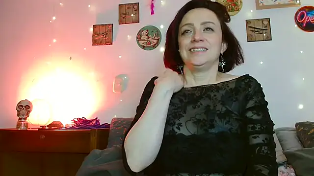Katicalatinmilf Live XXX-Chat