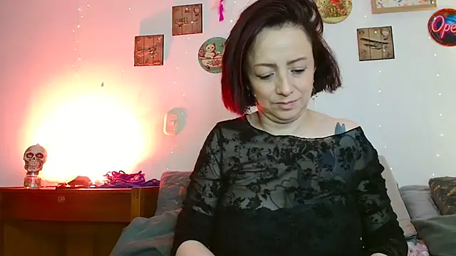 Katicalatinmilf Chat XXX live