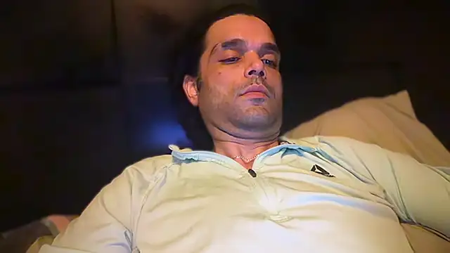 icebergslim281 Chat XXX in diretta